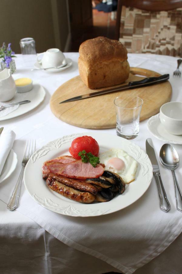 Ty Llwyd Bed & Breakfast Treffynnon Exterior photo